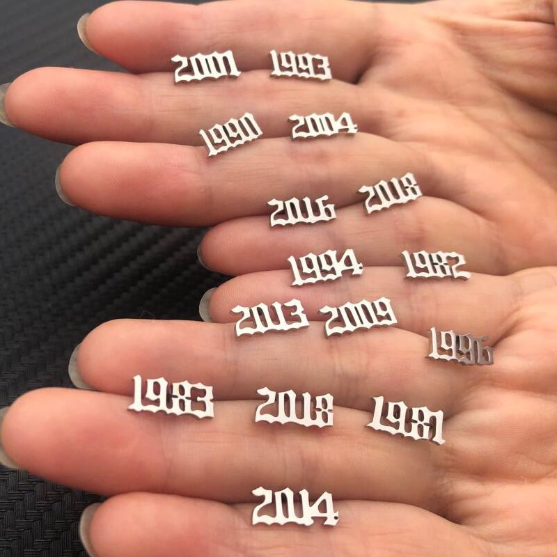 Women'S Fashion Year 2000 - Pendientes de acero inoxidable con número